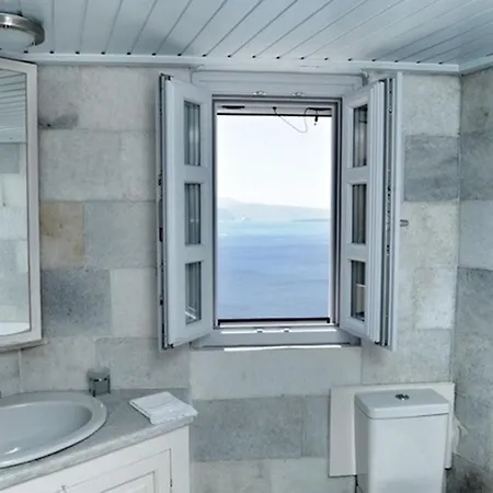 Elegant Santorini House Graceful Caldera View-outdoor Hot Tub Oia *